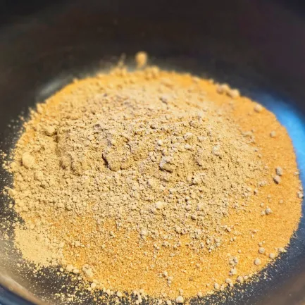 Глиняний порошок для тераріумного субстрату Hobby Terrano Clay Powder yellow 1,3 кг (33212) — Фото 2