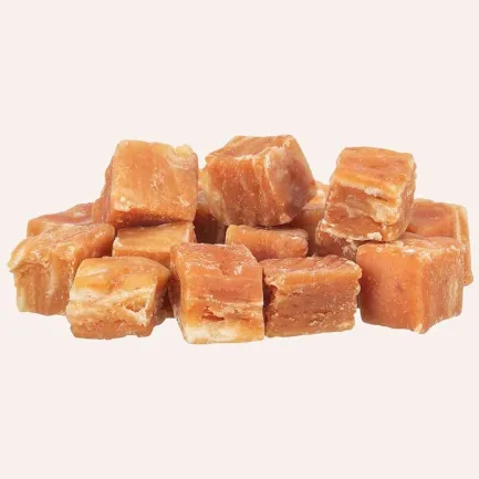 Ласощі для собак Half&amp;Half у формі м'ясних кубиків з куркою, 100 г — Фото 1