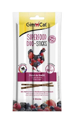 Ласощі GimCat М’ясні палички для котів, курка та лісові ягоди, 3 шт по 5 г