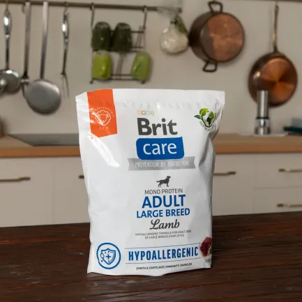 Сухий корм Brit Care Dog Hypoallergenic Adult Large Breed для собак великих порід, гіпоалергенний з ягням, 1 кг — Фото 5