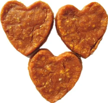 Ласощі Yalute Salmon and Oats in Heart Shape для собак, лосось та овес, 100 г — Фото 1
