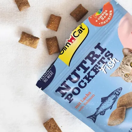 Ласощі для котів GimCat Nutri Pockets Fish Лосось 60 г — Фото 1