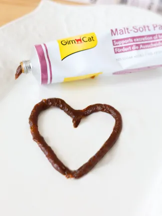 Паста GimCat Every Day Malt-Soft Paste Extra для котів, виведення шерсті зі шлунку, 50 г — Фото 4