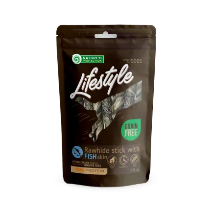 Ласощі для собак, палички з сиром'ятної риб'ячої шкіри, Nature's Protection Lifestyle Snack For Dogs Rawhide Sticks With Fish Skin 75г