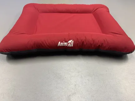 Лежанка AnimAll Super Max M HOT RED для собак і котів, червона, 80×65×12 см