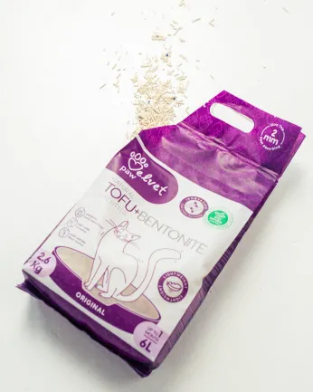 VELVET PAW TOFU Наповнювач для котячих туалетів з бентонітом, оригінальний, гранули 2 мм, 6 л/2,6 кг — Фото 3