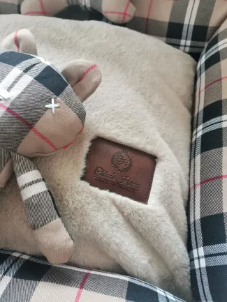 Chloe's Home Лежак для домашніх тварин Дублін коричневий М — Фото 1